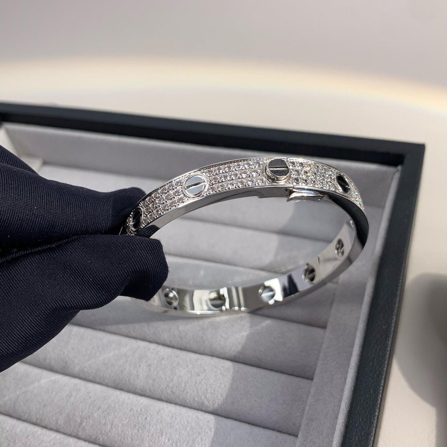 ¡®Lume Jewelry¡¯LOVE BRACELET 6.1MM DIAMOND-PAVED CERAMIC