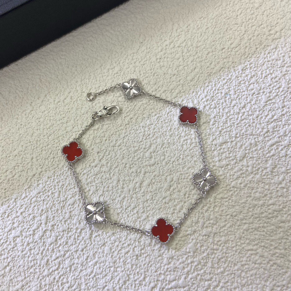 [¡®Lume Jewelry¡¯]CLOVER 6 MOTIF RED AGATE LASER BRACELET
