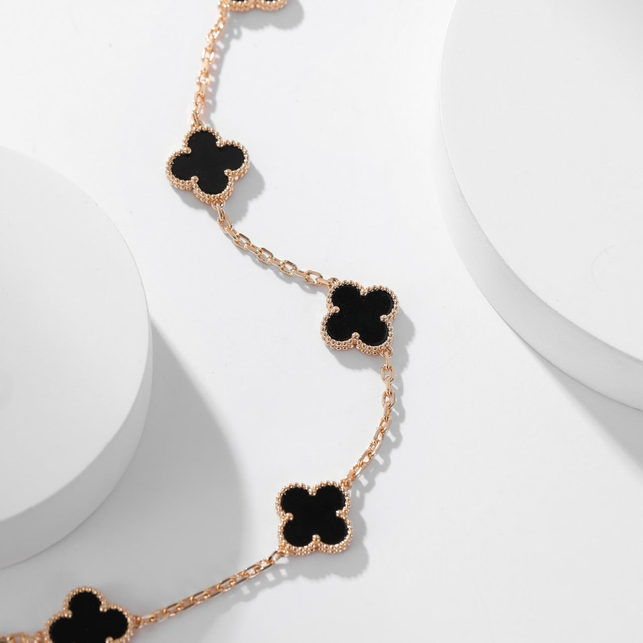 ¡®Lume Jewelry¡¯CLOVER 10 MOTIFS ONYX NECKLACE