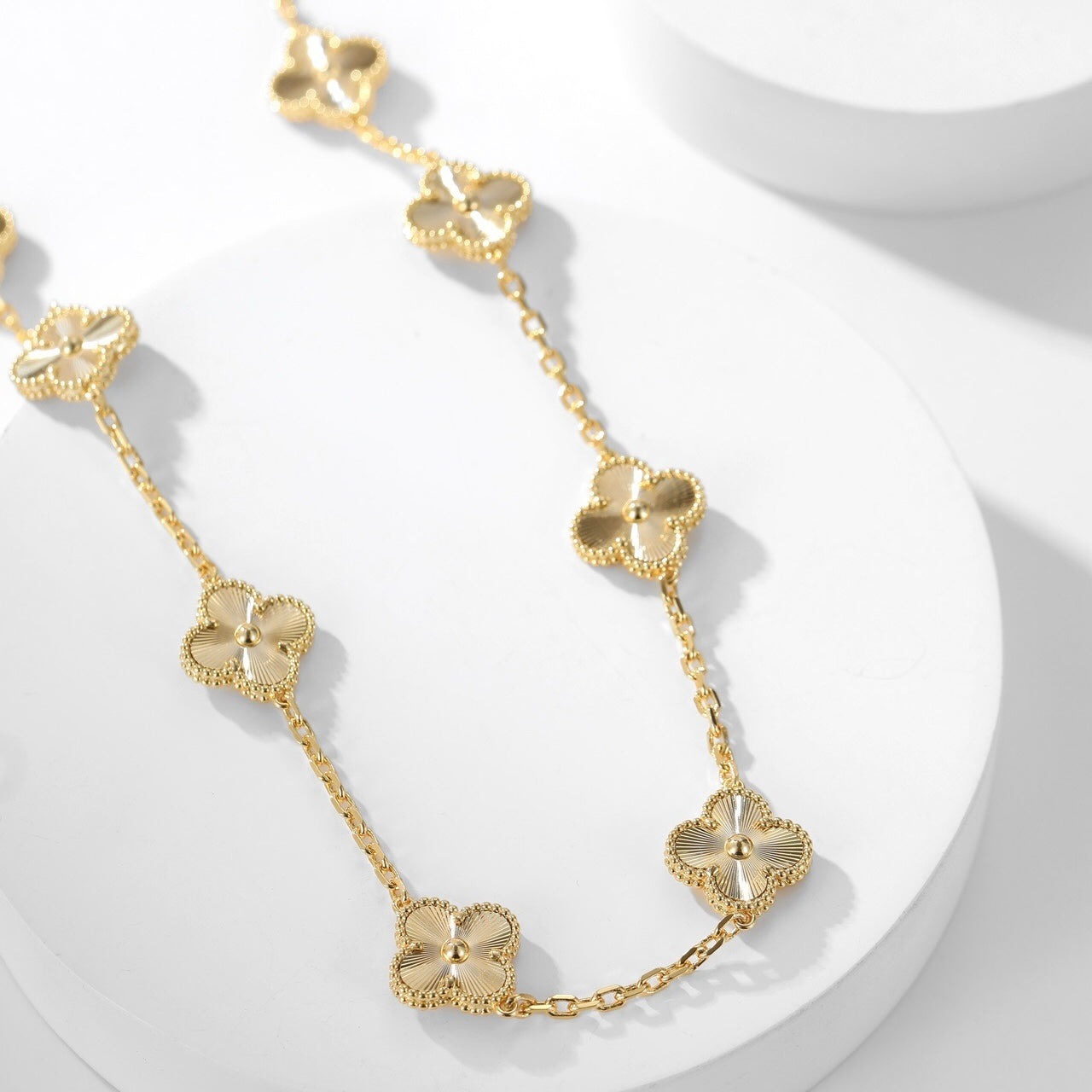 ¡®Lume Jewelry¡¯CLOVER 10 MOTIFS LASER NECKLACE