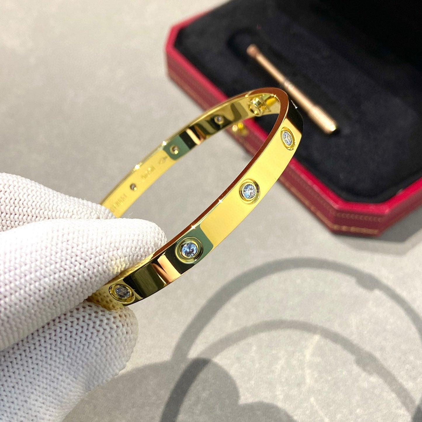 ¡®Lume Jewelry¡¯LOVE BRACELET 6.1MM 10 DIAMONDS