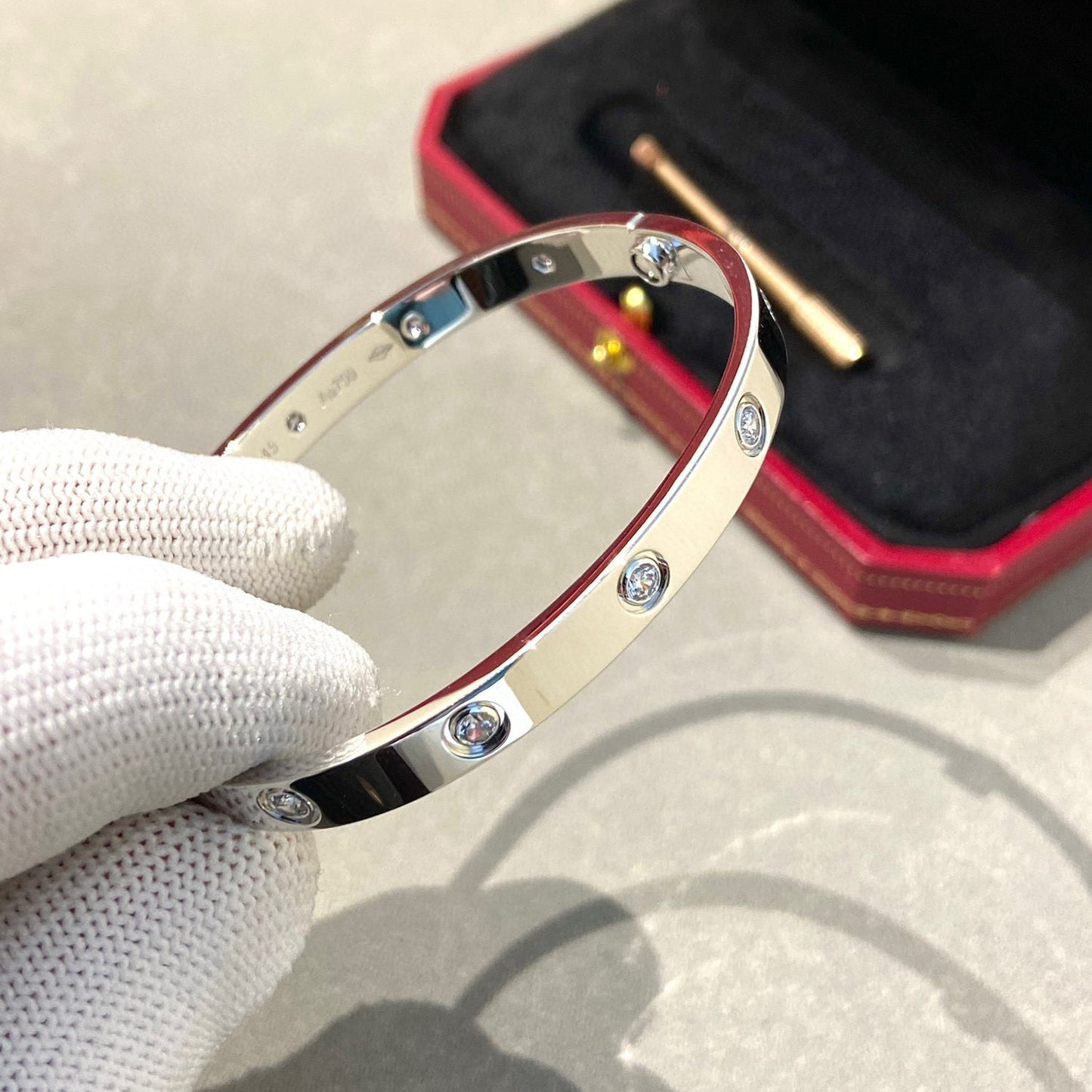 ¡®Lume Jewelry¡¯LOVE BRACELET 6.1MM 10 DIAMONDS