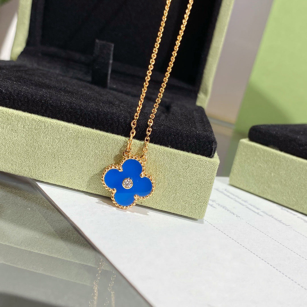¡®Lume Jewelry¡¯CLOVER 15MM DIAMOND AND BLUE AGATE NECKLACE