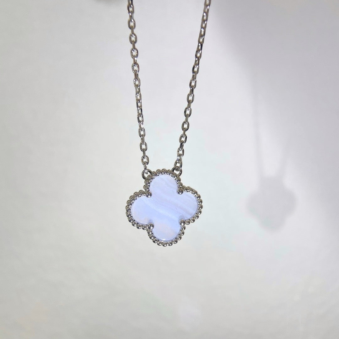 ¡®Lume Jewelry¡¯CLOVER 15MM BLUE CHALCEDONY NECKLACE SILVER