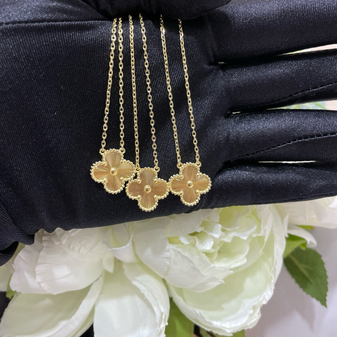¡®Lume Jewelry¡¯CLOVER 15MM LASER NECKLACE