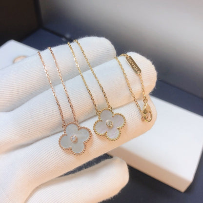 ¡®Lume Jewelry¡¯CLOVER 15MM DIAMOND WHITE FRITILLARIA NECKLACE