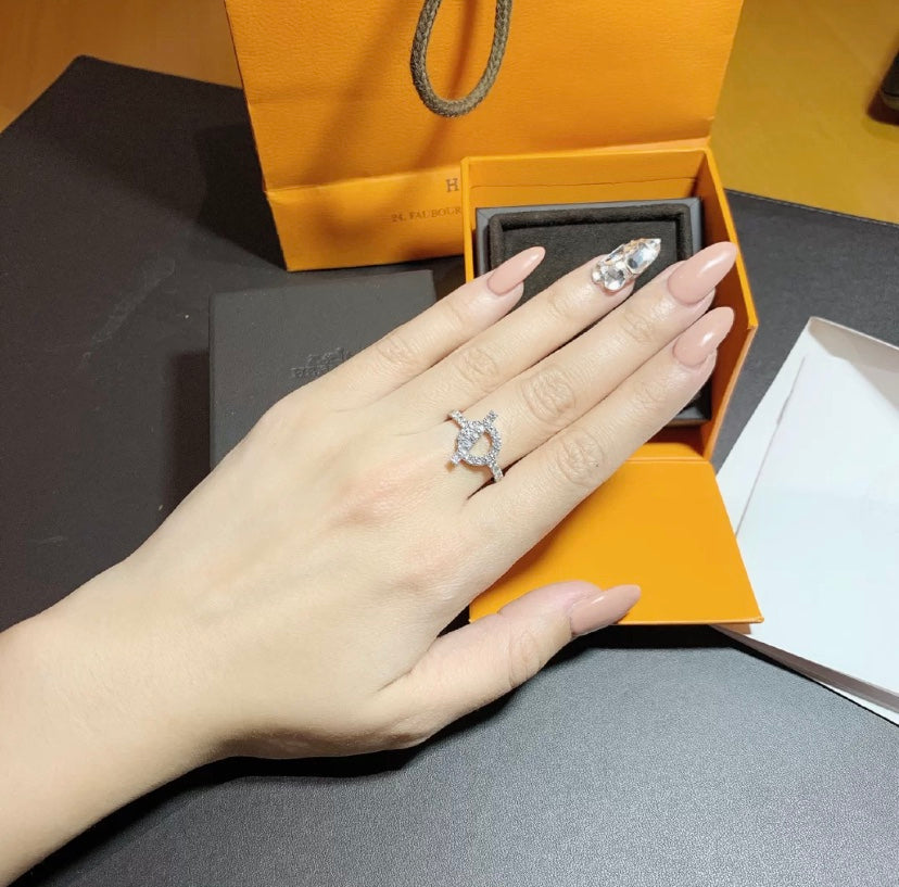 ¡®Lume Jewelry¡¯ECHAPPEE RING SILVER DIAMOND