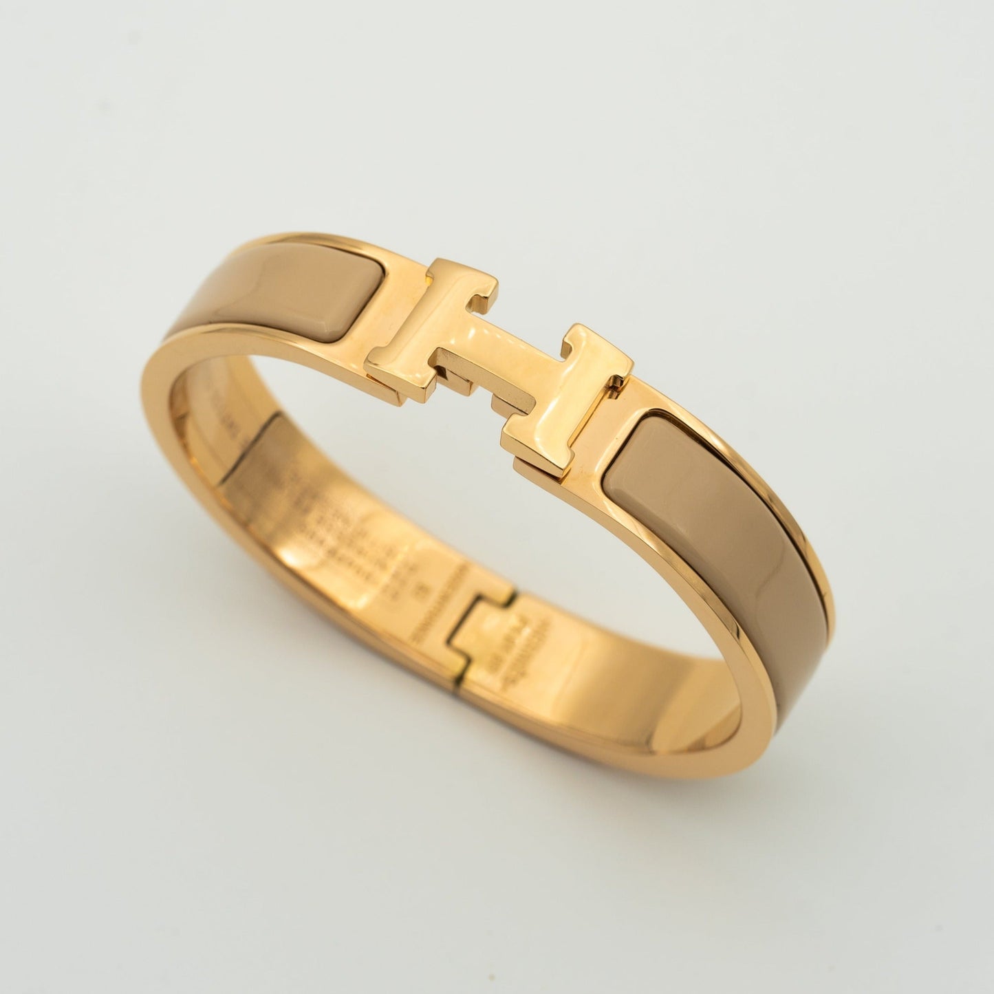¡®Lume Jewelry¡¯H GREY BRACELET