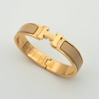 ¡®Lume Jewelry¡¯H GREY BRACELET