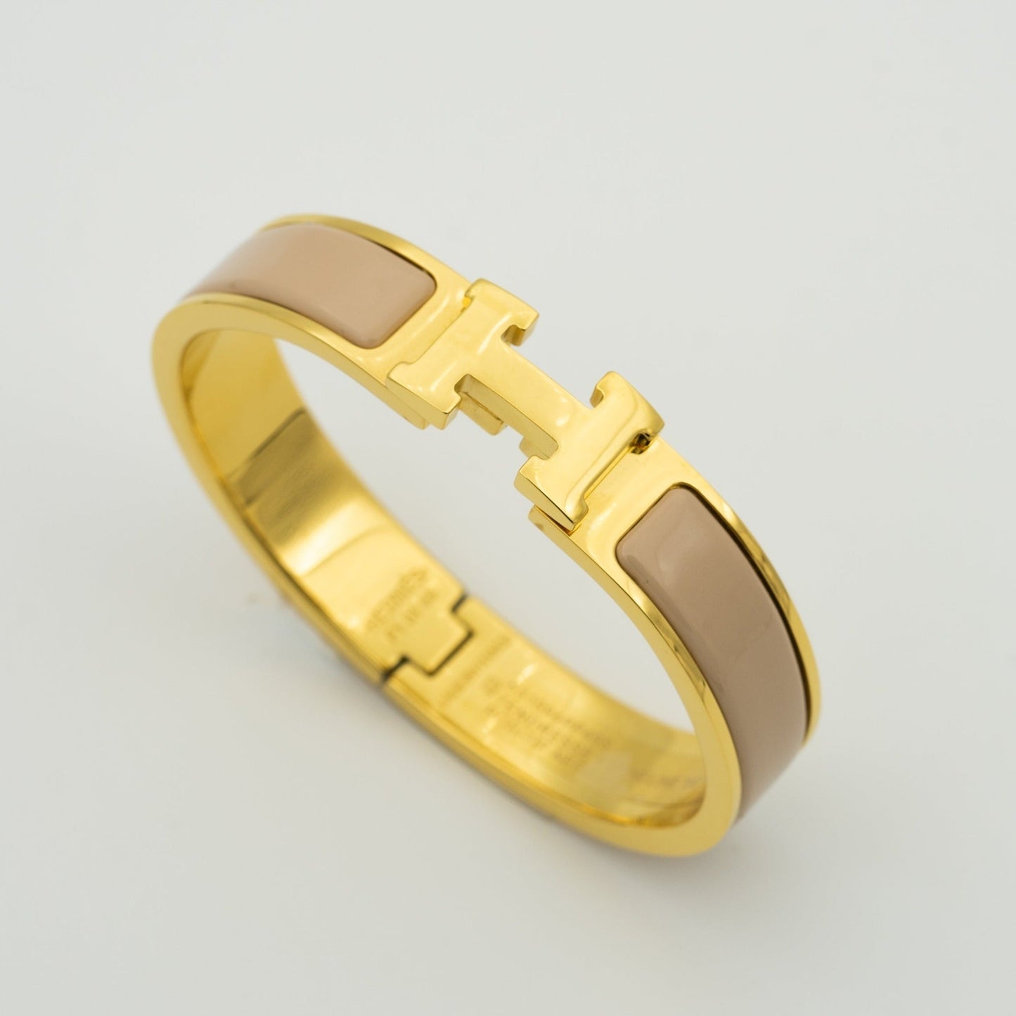 ¡®Lume Jewelry¡¯H GREY BRACELET