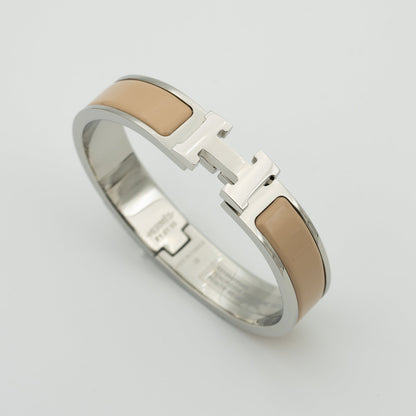¡®Lume Jewelry¡¯H GREY BRACELET