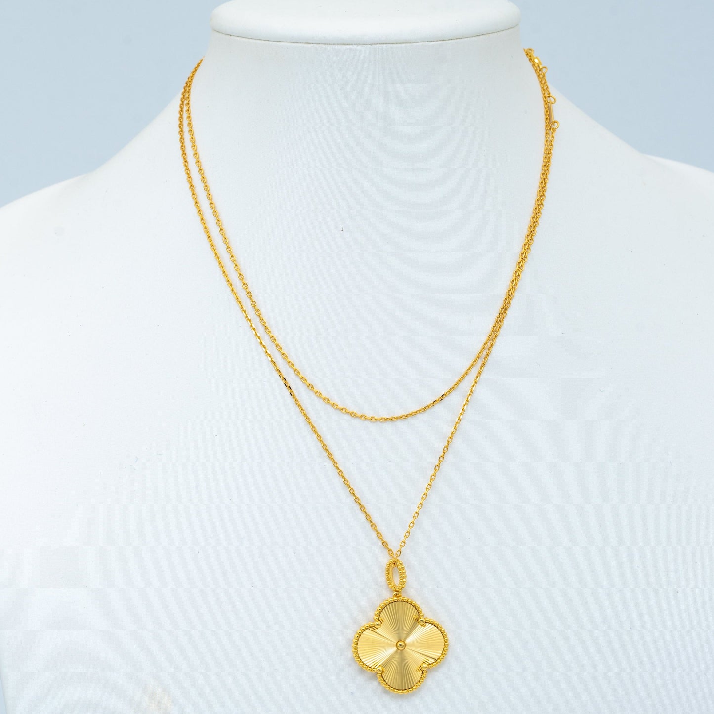 ¡®Lume Jewelry¡¯CLOVER 25MM PEDANT NECKLACE GOLD