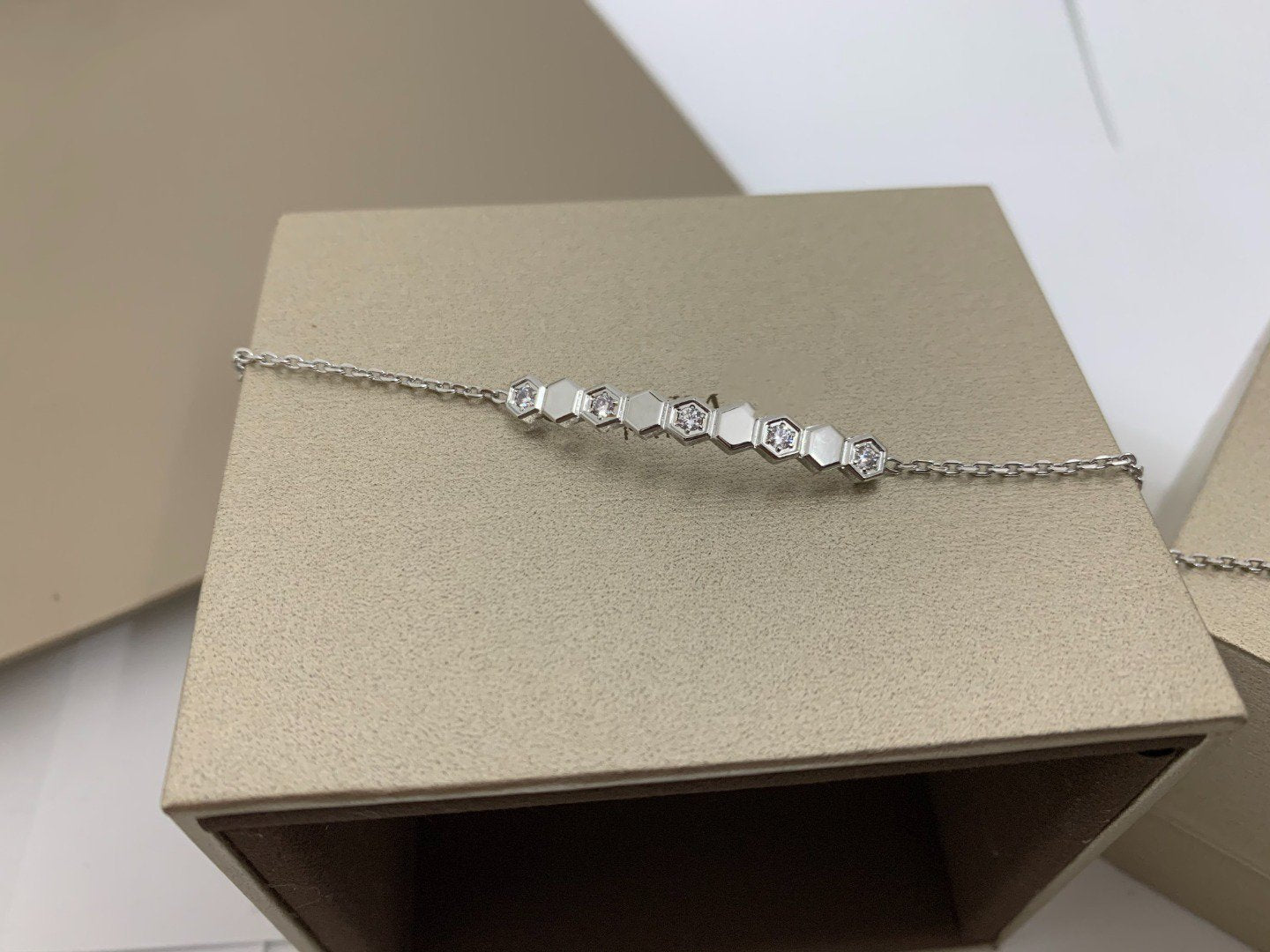 ¡®Lume Jewelry¡¯BEE LOVE BRACELET DIAMOND
