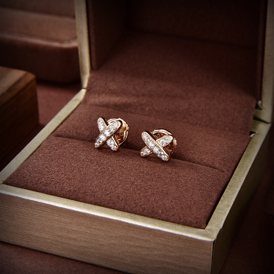¡®Lume Jewelry¡¯JEUX DE GOLD DIAMOND EARRINGS