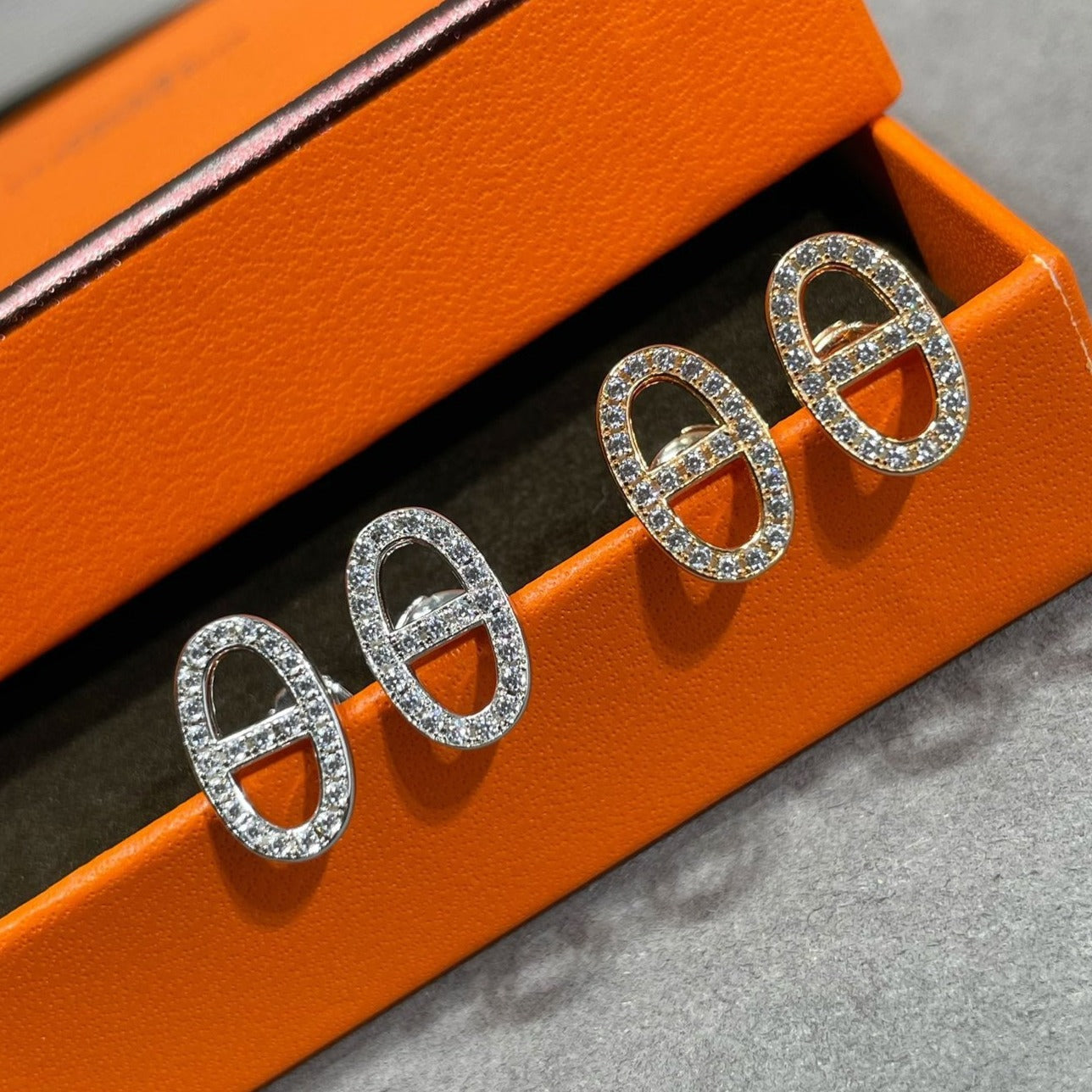 ¡®Lume Jewelry¡¯HM FULL DIAMOND PIG NOSE STUD EARRINGS