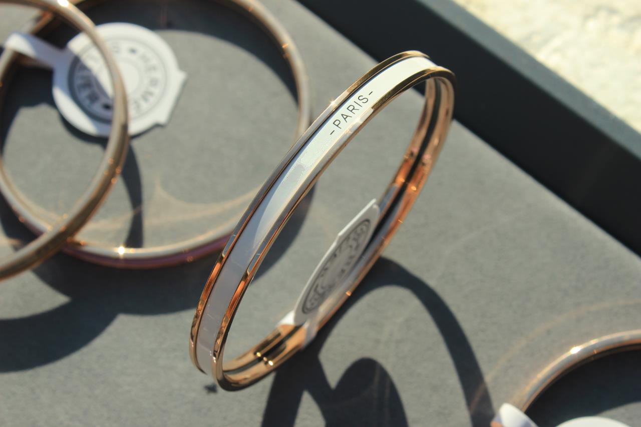 ¡®Lume Jewelry¡¯HM UNI BANGLE BAG