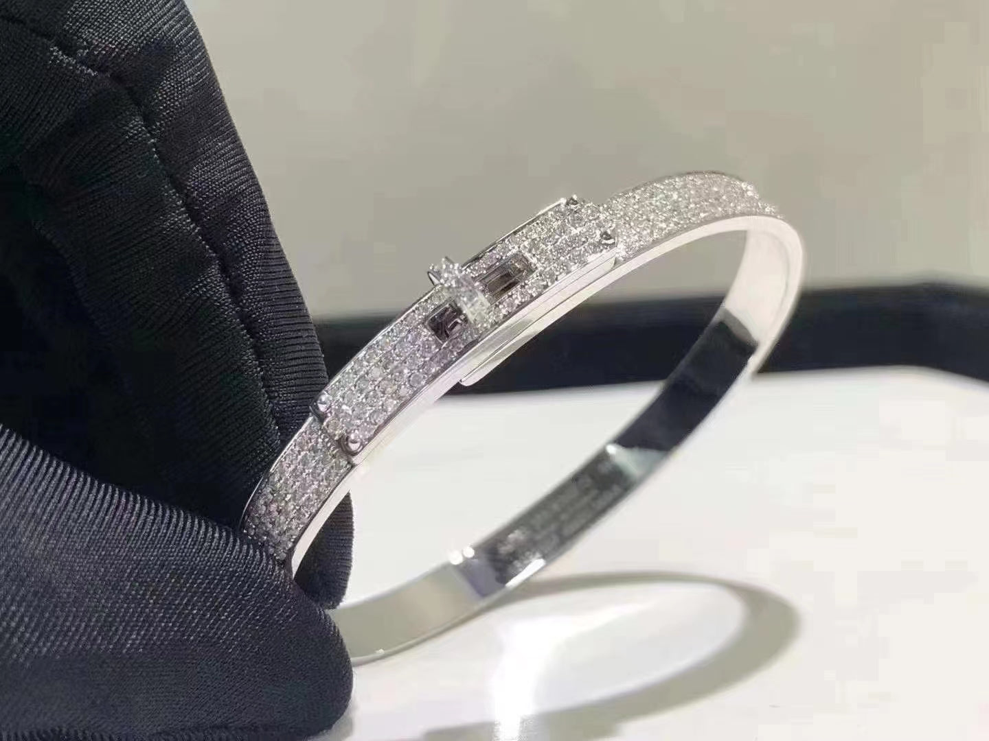 ¡®Lume Jewelry¡¯HM KELLY BRACELET IN SILVER AND FULL PAVE DIAMOND