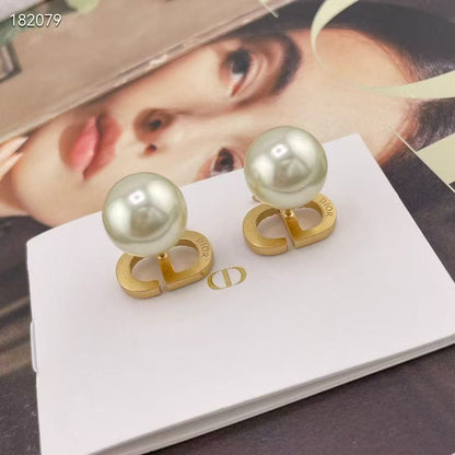 [Lume Jewelry]CD Honeycomb Pearl Stud Earrings