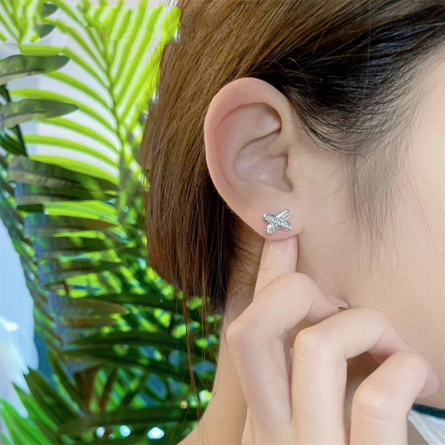 ¡®Lume Jewelry¡¯JEUX DE SILVER DIAMOND EARRINGS