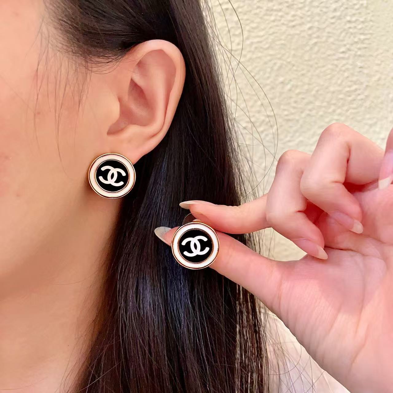 [Lume Jewelry]Classic Double C Stud Earrings