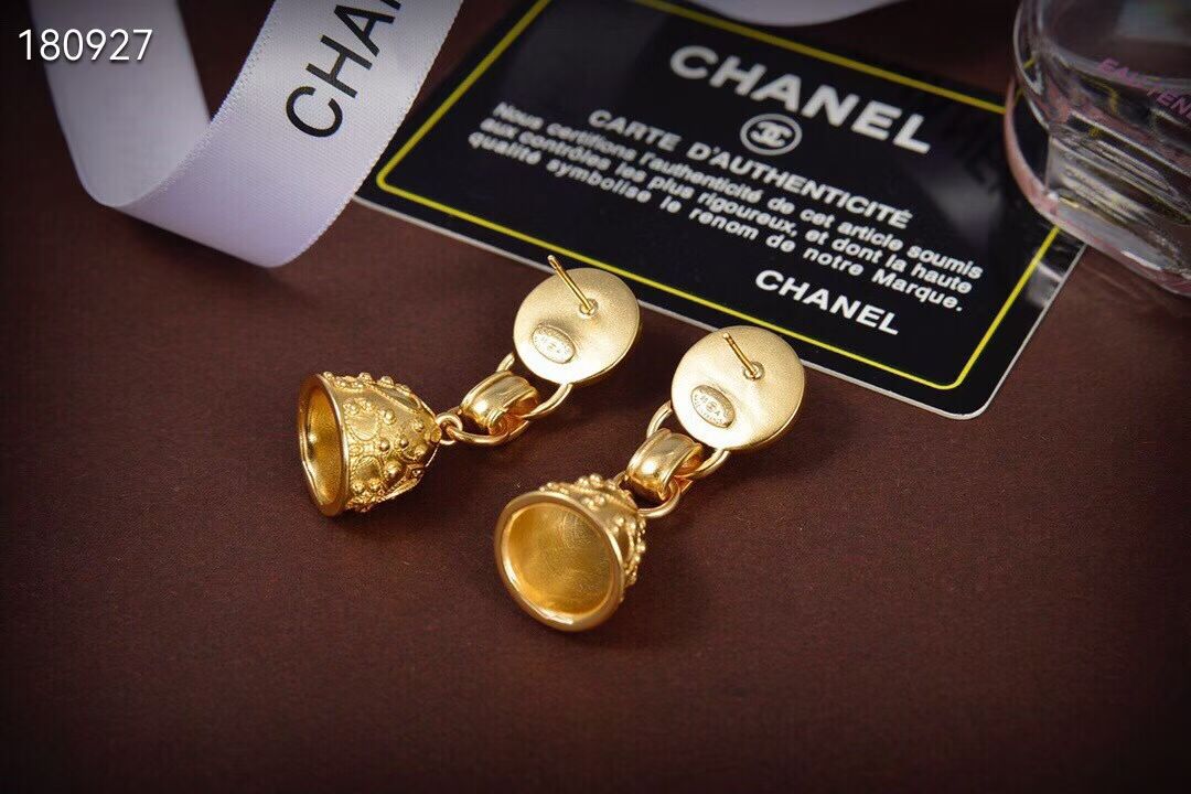 [Lume Jewelry]Golden Chanel stud earrings