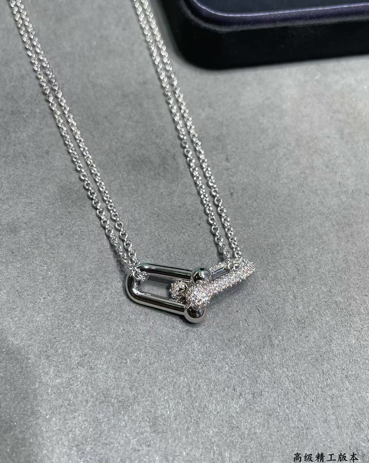 [Lume Jewelry]T House Diamond-Set Double Chain Link Pendant Necklace