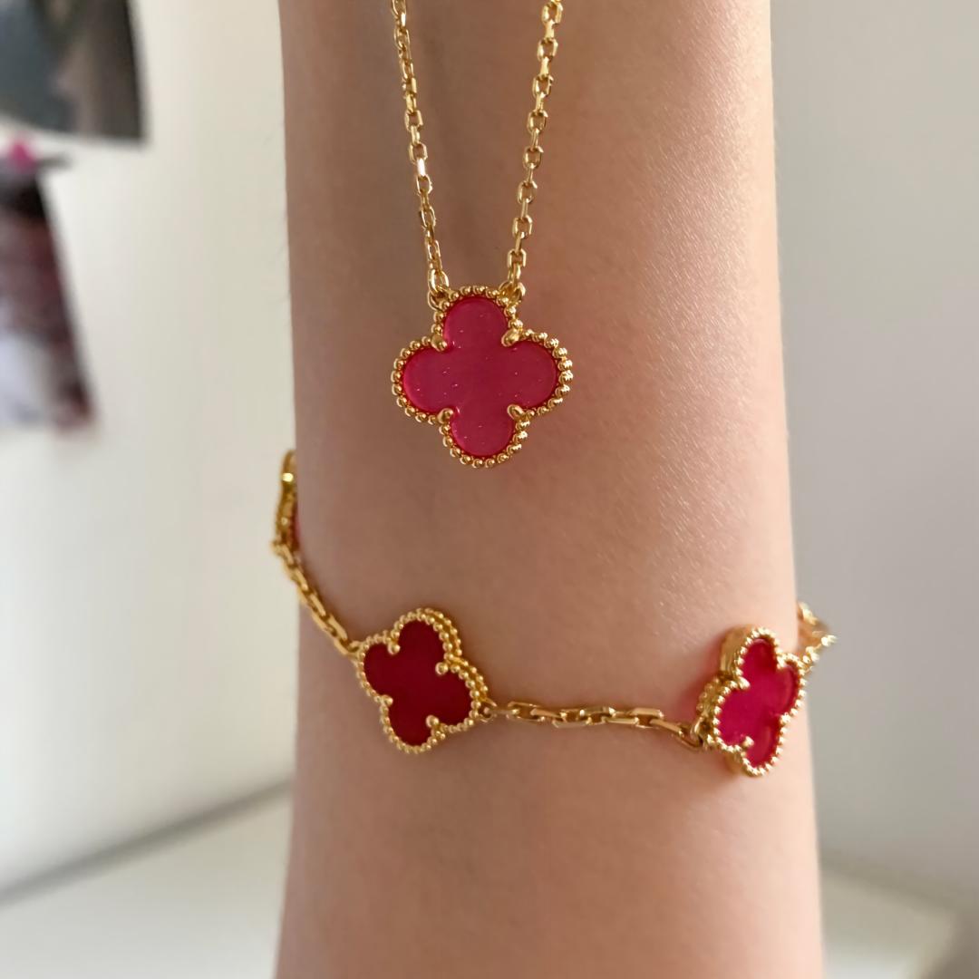 [Lume Jewelry] NEW CLOVER 15MM PINK ENAMEL NECKLACE