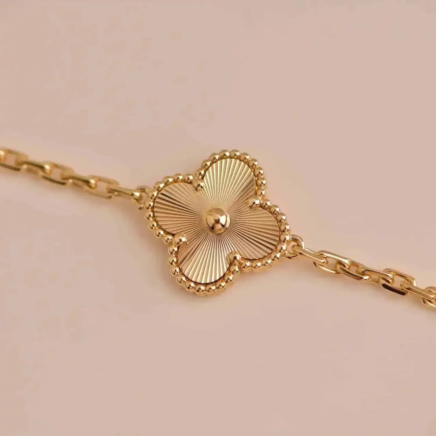 [Lume Jewelry]New  CLOVER 5 MOTIF LASER BRACELET COLLECTION