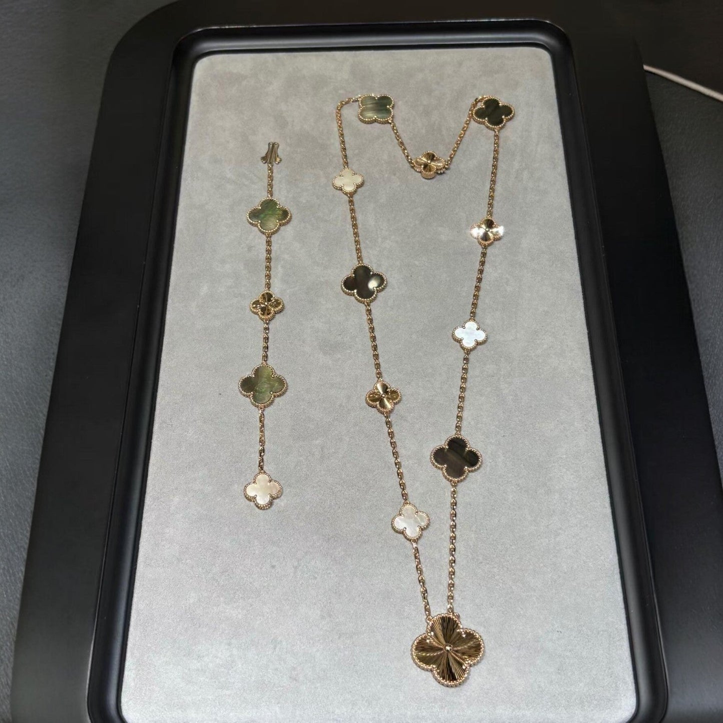 [Lume Jewelry]DETACHABLE CLOVER 15(11+4) FLOWER ROSE GOLD NECKLACE SET
