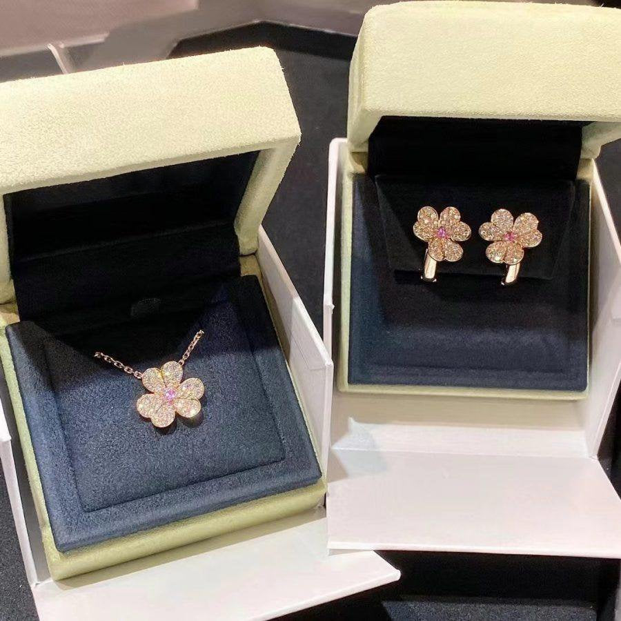 ¡®Lume Jewelry¡¯FRIVOLE PINK GOLD FLOWER DIAMOND EARRINGS