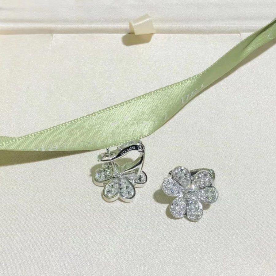 ¡®Lume Jewelry¡¯FRIVOLE SILVER FLOWER DIAMOND EARRINGS