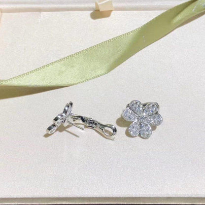 ¡®Lume Jewelry¡¯FRIVOLE SILVER FLOWER DIAMOND EARRINGS