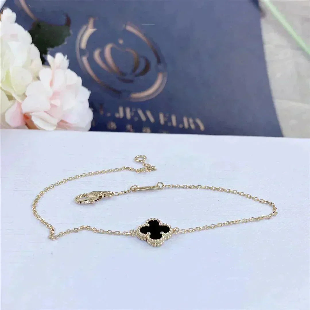 ¡®Lume Jewelry¡¯CLOVER ONYX SINGLE FLOWER BRACELET