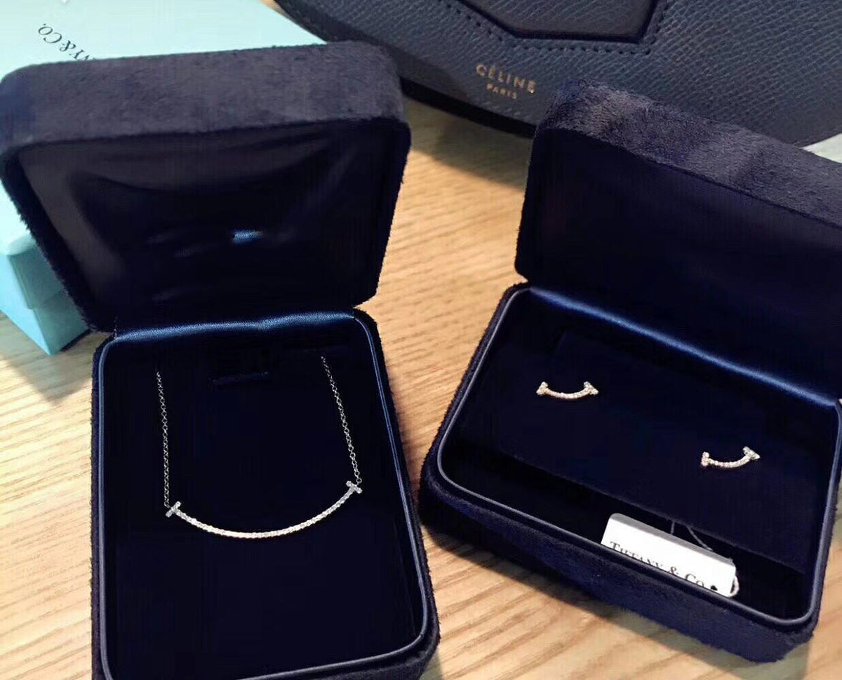 [Lume Jewelry]SMILE DIAMOND EARRINGS