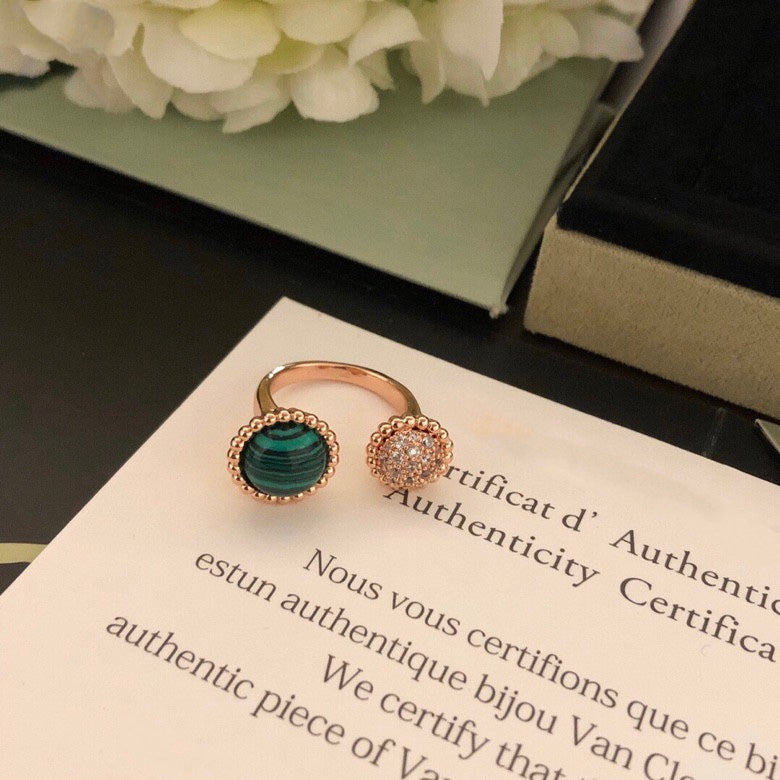 ¡®Lume Jewelry¡¯PERLEE COULEURS DIAMOND ROSE GOLD BETWEEN THE FINGER RING