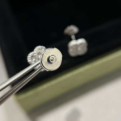 ¡®Lume Jewelry¡¯CLOVER MINI DIAMOND STUD EARRINGS