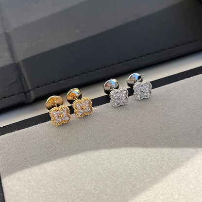¡®Lume Jewelry¡¯CLOVER MINI DIAMOND STUD EARRINGS